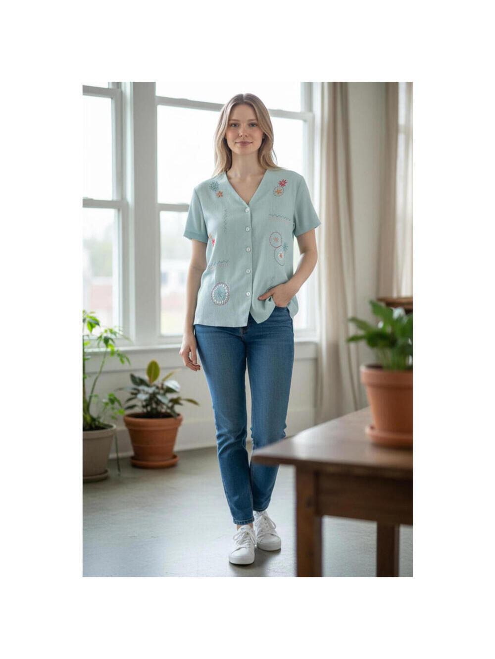 Alfred Dunner Blouse Womens 14 Seafoam Embroidered Floral Short Sleeve Button - Picture 2 of 10